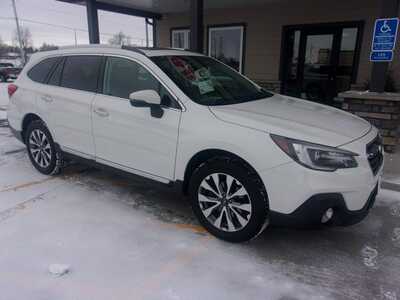 2018 Subaru Outback, $17999.0. Photo 2