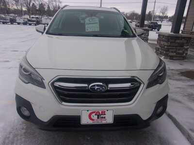 2018 Subaru Outback, $17999.0. Photo 3