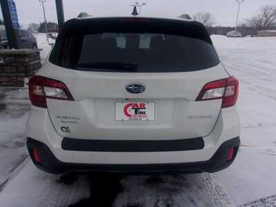 2018 Subaru Outback, $17999.0. Photo 5
