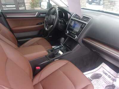 2018 Subaru Outback, $17999.0. Photo 7