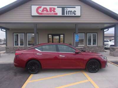 2025 Nissan Altima, $21999.0. Photo 1