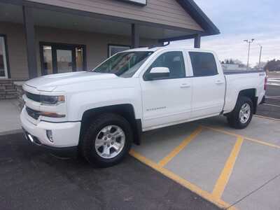 2018 Chevrolet 1500 Crew Cab, $24999.0. Photo 2