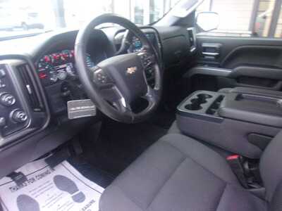 2018 Chevrolet 1500 Crew Cab, $24999.0. Photo 9