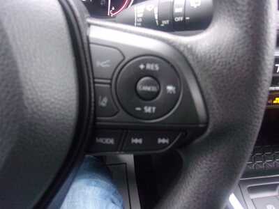 2025 Toyota RAV4, $29999.0. Photo 8