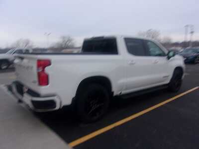 2022 Chevrolet 1500 Crew Cab, $34999.0. Photo 5