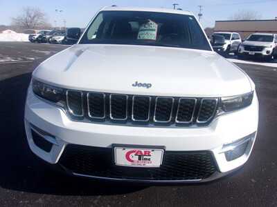 2023 Jeep Grand Cherokee, $26999.0. Photo 3