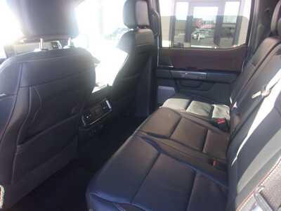 2023 Ford F150 Crew Cab, $32999.0. Photo 8