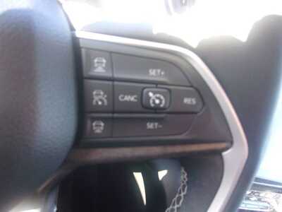 2023 Jeep Grand Cherokee L, $27999.0. Photo 11