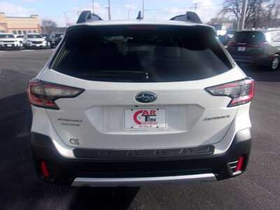 2020 Subaru Outback, $19999.0. Photo 5