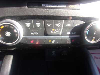2022 Ford Escape, $15999.0. Photo 11