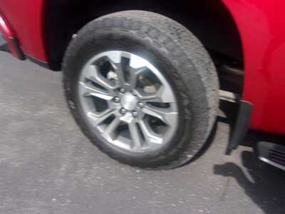 2022 Chevrolet 1500 Crew Cab, $34999.0. Photo 6