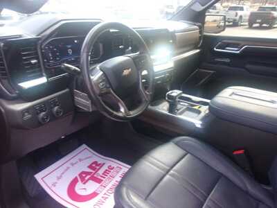 2022 Chevrolet 1500 Crew Cab, $34999.0. Photo 8