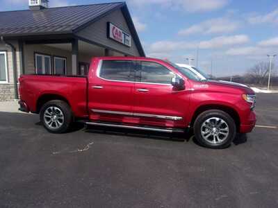 2022 Chevrolet 1500 Crew Cab, $34999.0. Photo 1