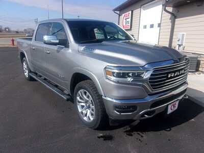2024 RAM 1500 Crew Cab, $34999.0. Photo 3