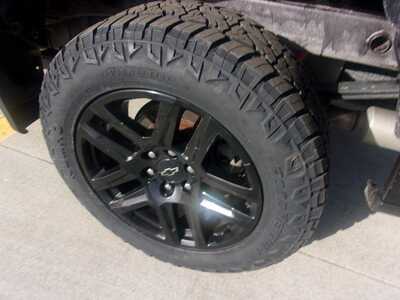 2022 Chevrolet 1500 Crew Cab, $34999.0. Photo 6