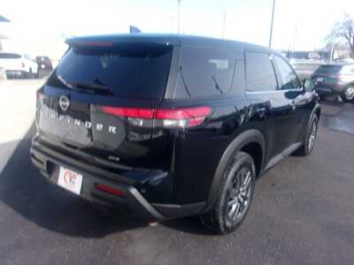 2024 Nissan Pathfinder, $24999.0. Photo 4