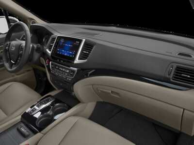 2017 Honda Pilot, $14999.0. Photo 11