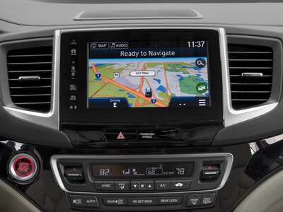 2017 Honda Pilot, $14999.0. Photo 12