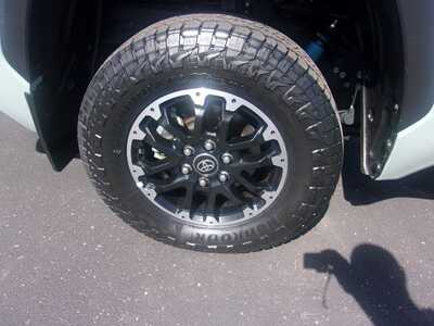2025 Toyota Tundra Crew Cab, $44999.0. Photo 8