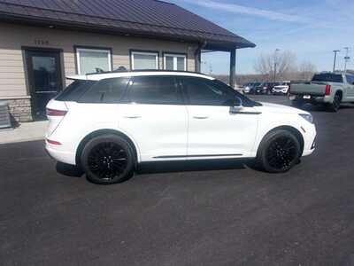 2023 Lincoln Corsair, $32999.0. Photo 1