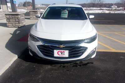 2023 Chevrolet Malibu, $15999.0. Photo 4