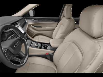 2023 Jeep Grand Cherokee, $26999.0. Photo 6