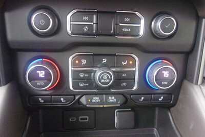 2022 Chevrolet Tahoe, $36999.0. Photo 12