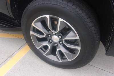 2022 Chevrolet Tahoe, $36999.0. Photo 8