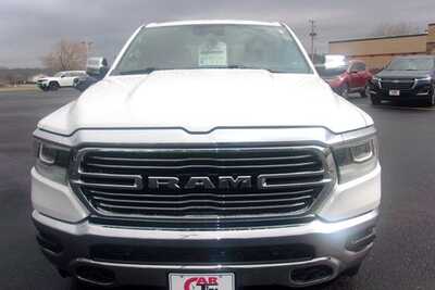 2023 RAM 1500 Crew Cab, $29999.0. Photo 3