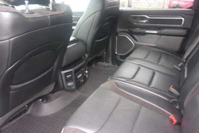 2023 RAM 1500 Crew Cab, $29999.0. Photo 9
