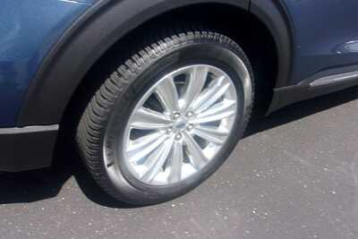 2020 Ford Explorer, $17999.0. Photo 6