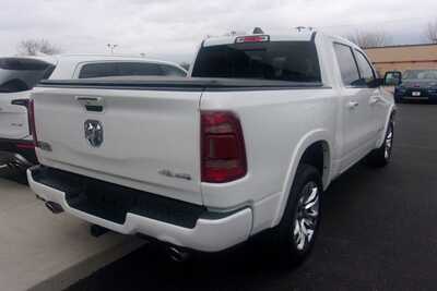 2020 RAM 1500 Crew Cab, $32999.0. Photo 6