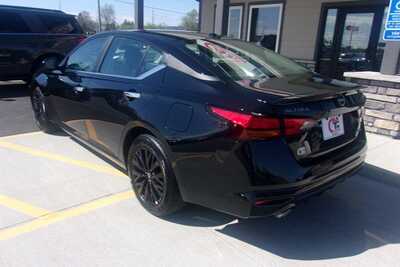 2025 Nissan Altima, $20349.0. Photo 5