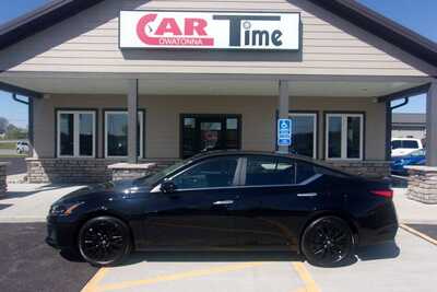 2025 Nissan Altima, $20349.0. Photo 1