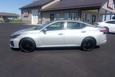 2025 Nissan Altima, $20349.0. Photo 1