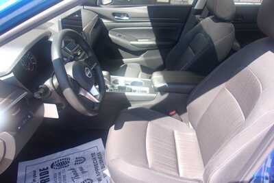 2025 Nissan Altima, $20349.0. Photo 7