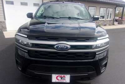 2023 Ford Expedition, $34999.0. Photo 3