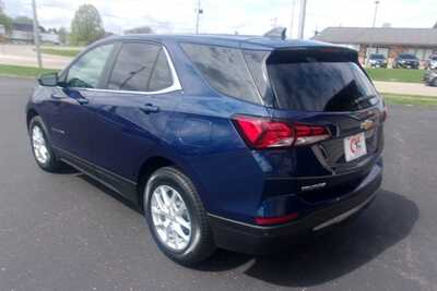 2023 Chevrolet Equinox, $17999.0. Photo 4