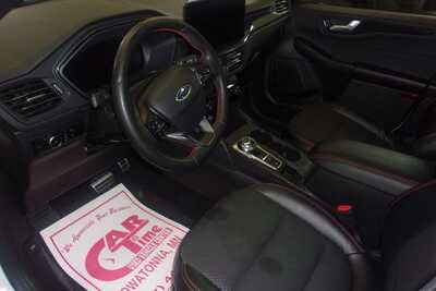 2023 Ford Escape, $17999.0. Photo 6