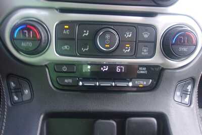 2019 GMC Yukon, $26999.0. Photo 12