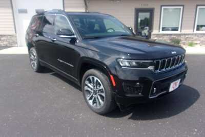 2021 Jeep Grand Cherokee L, $28349.0. Photo 1