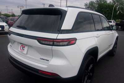 2023 Jeep Grand Cherokee, $28349.0. Photo 4