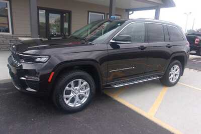 2023 Jeep Grand Cherokee, $26349.0. Photo 2