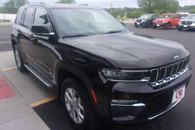 2023 Jeep Grand Cherokee, $26349.0. Photo 4