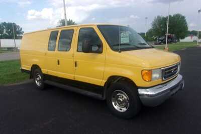 2004 Ford Econoline Cargo, $3349.0. Photo 1