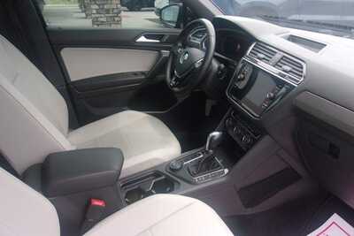 2019 Volkswagen Tiguan, $15349.0. Photo 8