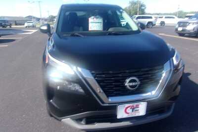 2023 Nissan Rogue, $16349.0. Photo 3
