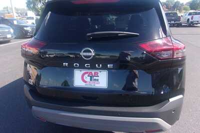 2023 Nissan Rogue, $16349.0. Photo 5
