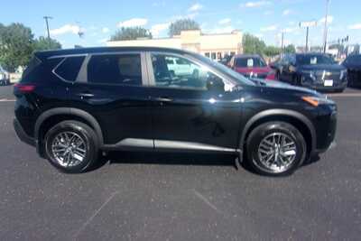 2023 Nissan Rogue, $16349.0. Photo 1
