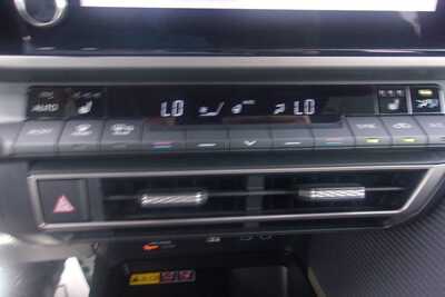2026 Toyota Camry, $33349.0. Photo 9